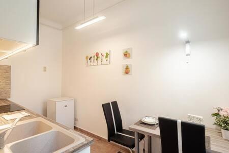 Nice Apartment In The Center Budapest Luaran gambar